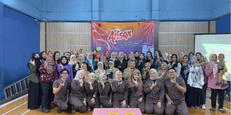 FK Unisba Dorong Peningkatan Kapasitas Kader Posyandu Desa Nanjung Lewat Program 'ARISAN'