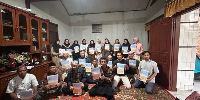 Santri Baitur Rohman Belajar Hidup Bersih, Tim PKM FK Unisba Turun Langsung ke Pesantren