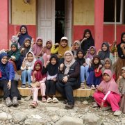 Dipimpin Rektor, Unisba Turun Langsung Berikan Layanan Kesehatan dan Penguatan Spiritual bagi Pesantren Korban Banjir