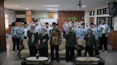 Ta’aruf PSPPA Angkatan IX Unisba, Rektor Tekankan Pentingnya Apoteker Unggul dan Berakhlak Islami